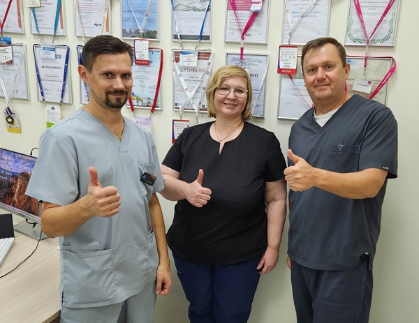 Хирург флеболог Байбакова Т.И. из Москвы с Раскиным В.В. и Семеновым А.Ю.после мастер-класса