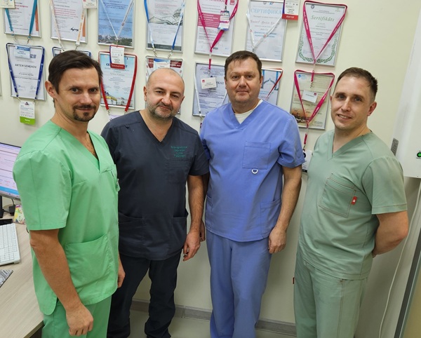 Phlebologists Dzhaladyan S.R. and Fefilov A.S. from Krasnodar with Semyonov A.Yu. and Raskin V.V. after the master class